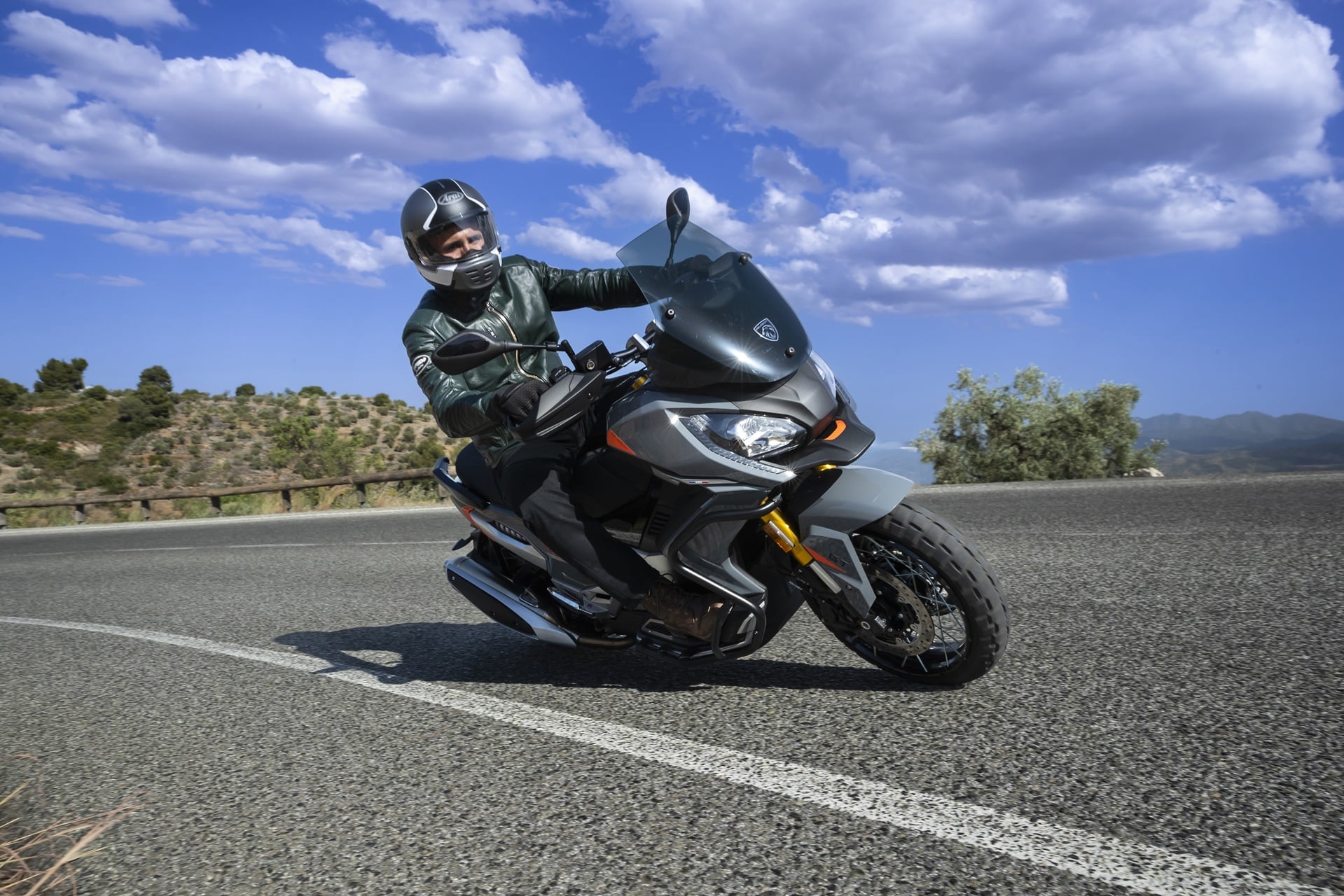 El XP400 Allure mas cerca que nunca con la atractiva campaña veraniega de Peugeot Motorcycles
