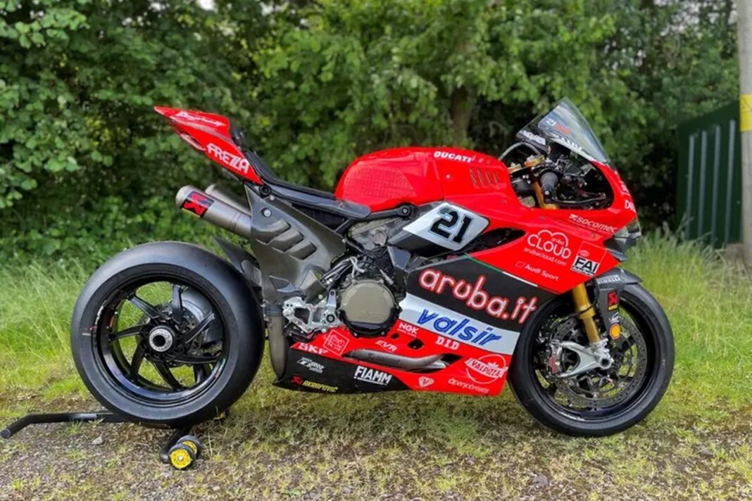 Ducati F18 1199R Panigale V2 WSBK Edition