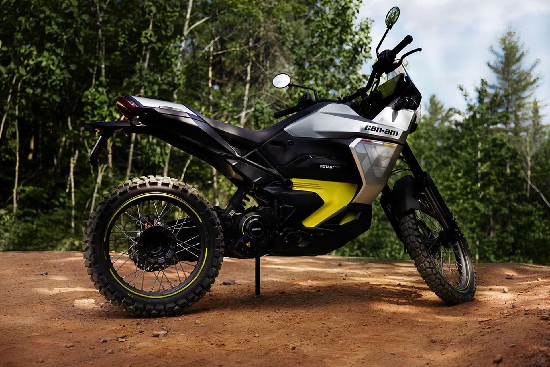 Can-Am inaugura su gama eléctrica de motocicletas con las nuevas Pulse y Origin 2025