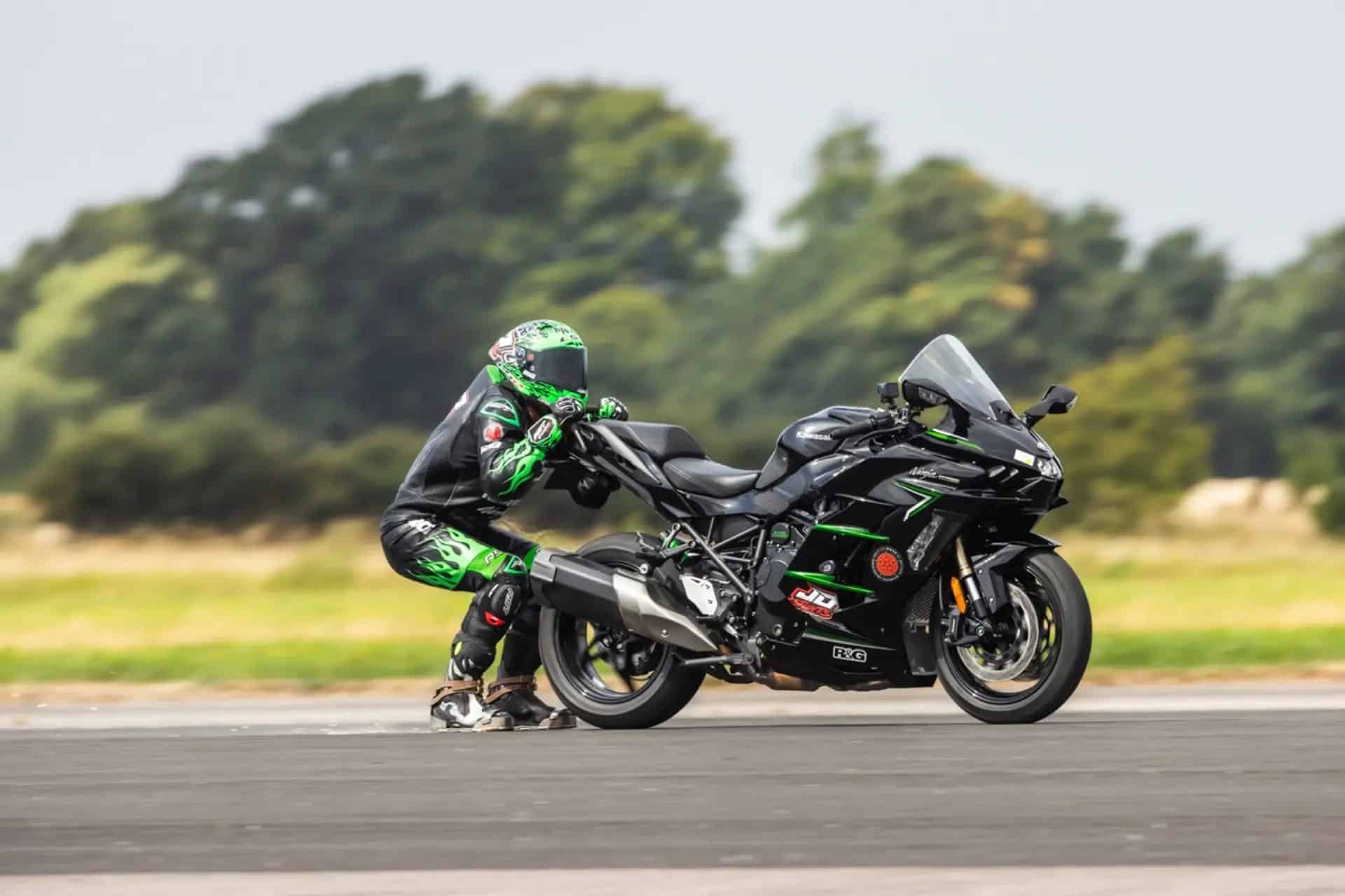 jonny davies - record - Kawasaki Ninja H2 SX