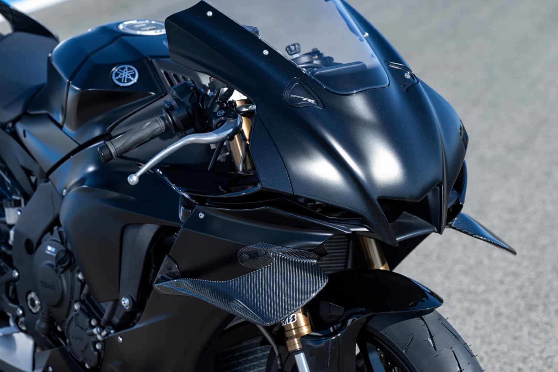 Nuevas Yamaha R1 Race y R1 GYTR: La experiencia definitiva de pilotaje en circuito