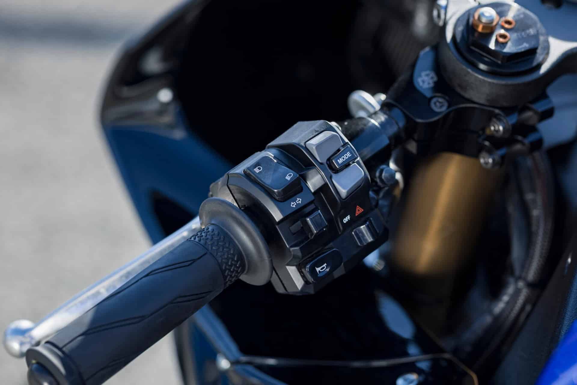 Nuevas Yamaha R1 Race y R1 GYTR: La experiencia definitiva de pilotaje en circuito
