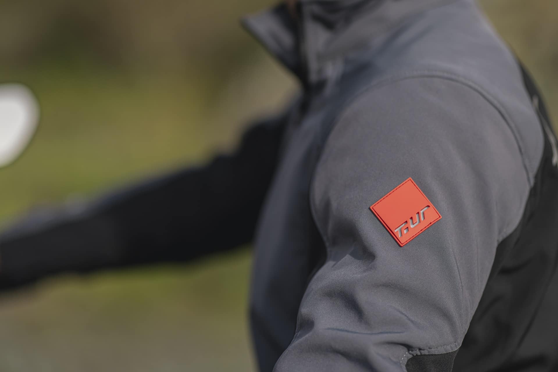 Podium Hydroscud, la nueva chaqueta impermeable de T.ur ideal para la práctica del Offroad
