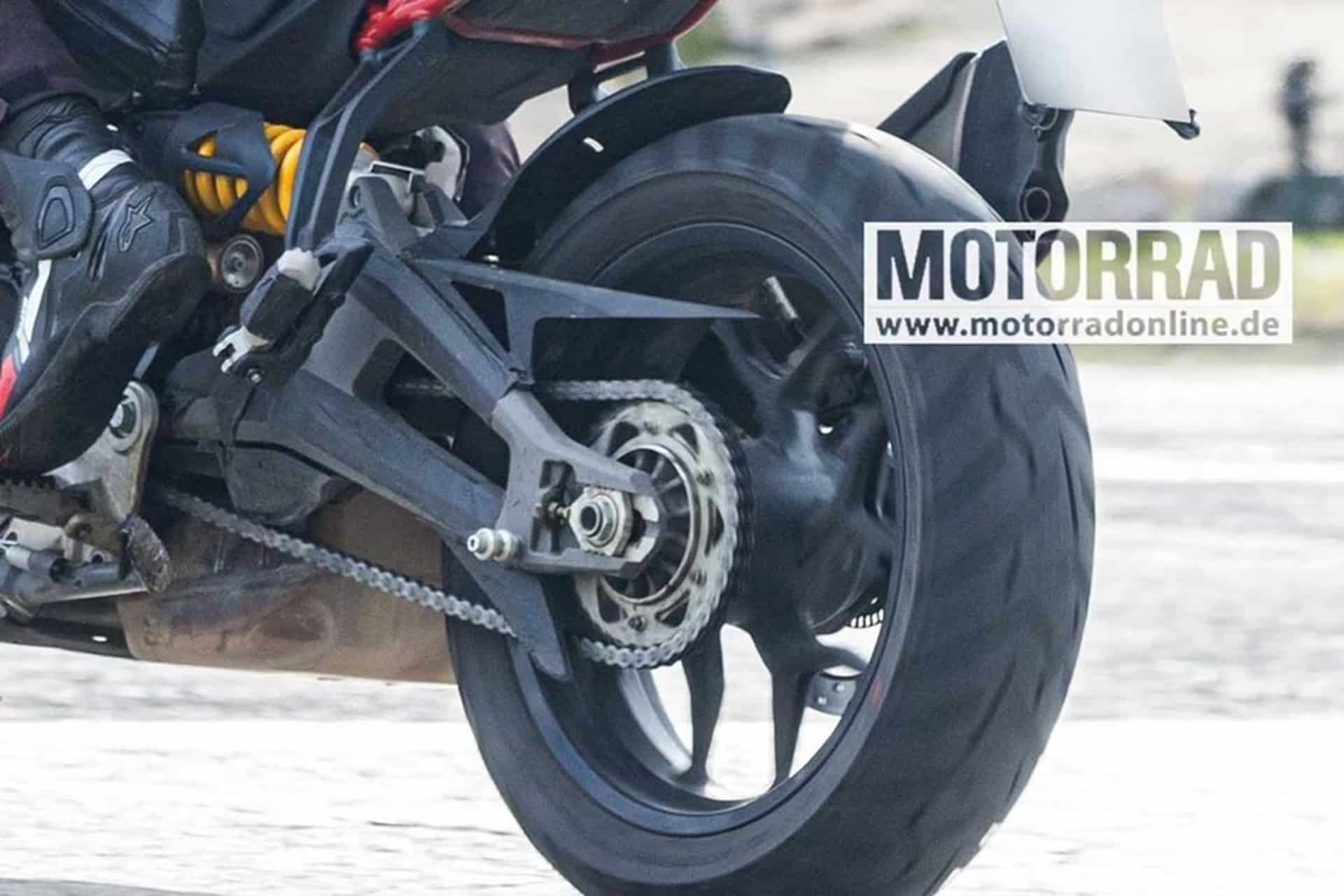 El nuevo motor Ducati V2 cazado en fase de pruebas