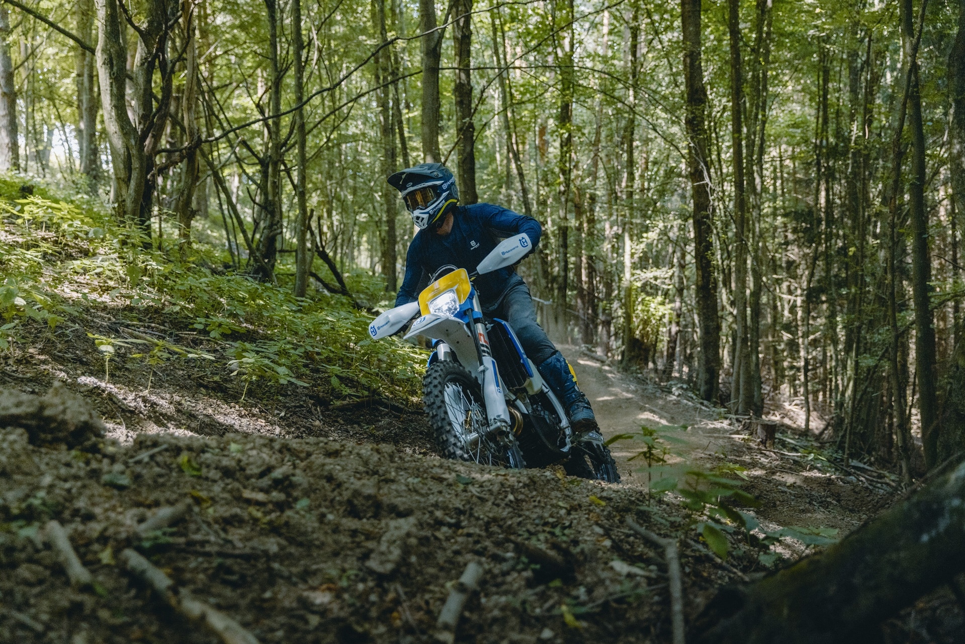 Gama Husqvarna Heritage 2025