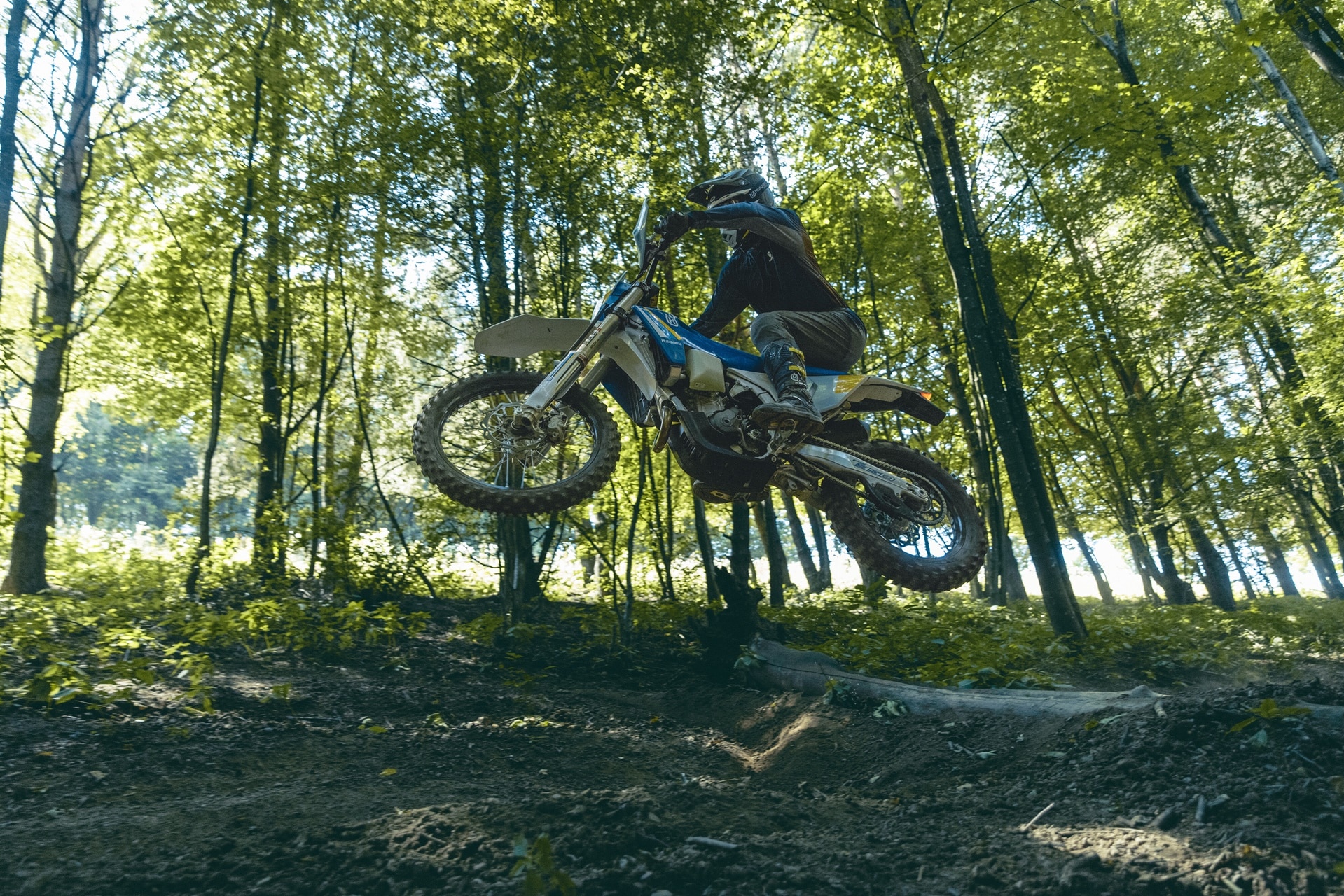 Gama Husqvarna Heritage 2025