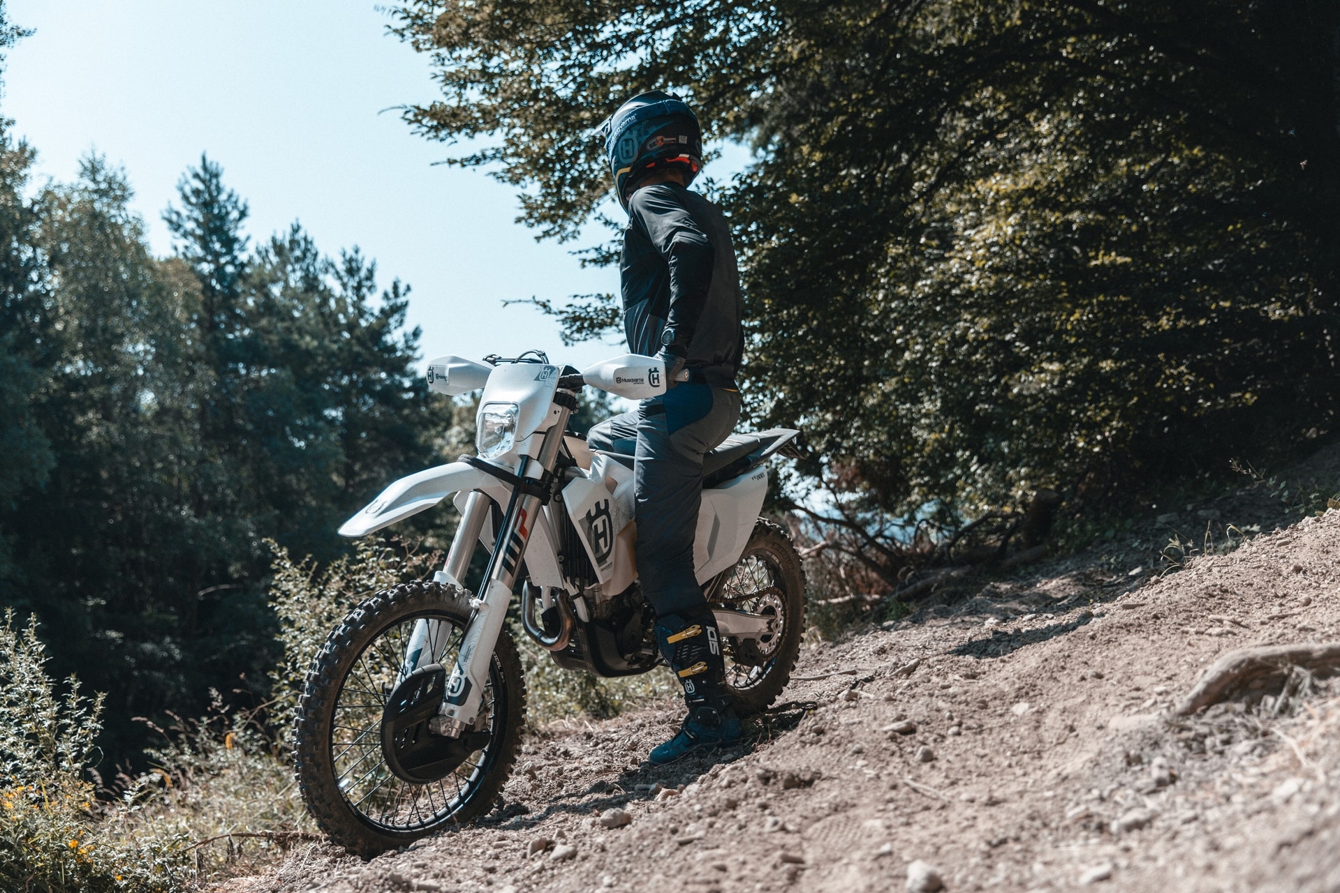 Husqvarna presenta su nueva gama de modelos Pro Enduro 2025