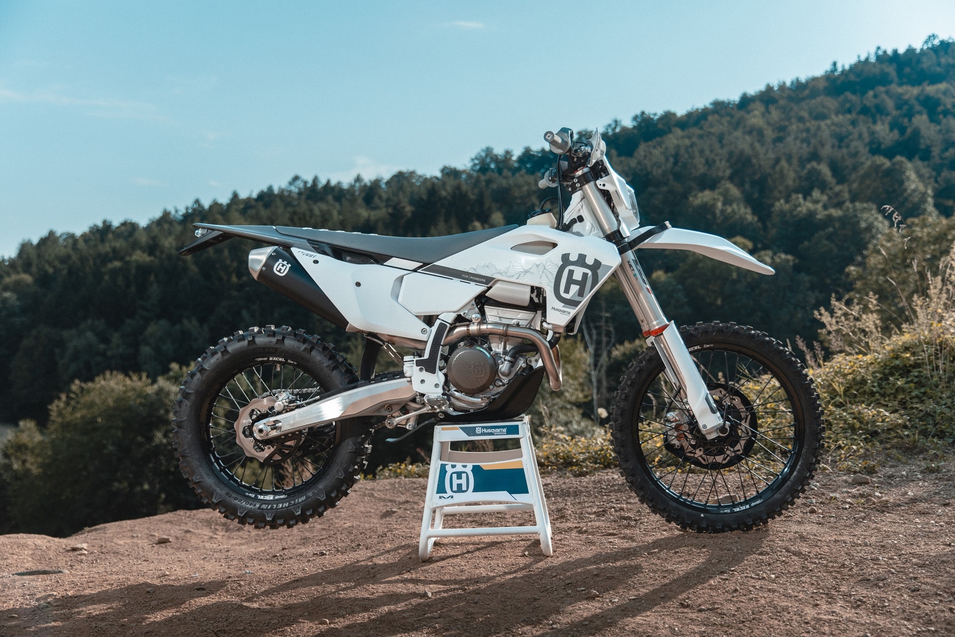 Husqvarna presenta su nueva gama de modelos Pro Enduro 2025