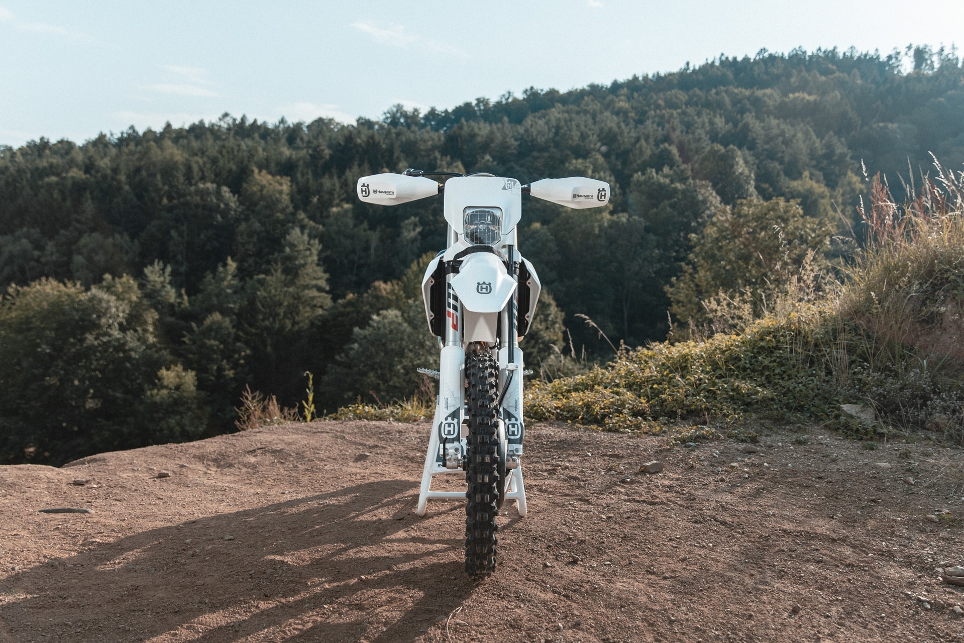 Husqvarna presenta su nueva gama de modelos Pro Enduro 2025