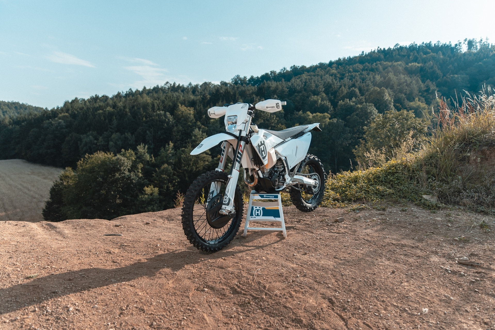 Husqvarna presenta su nueva gama de modelos Pro Enduro 2025