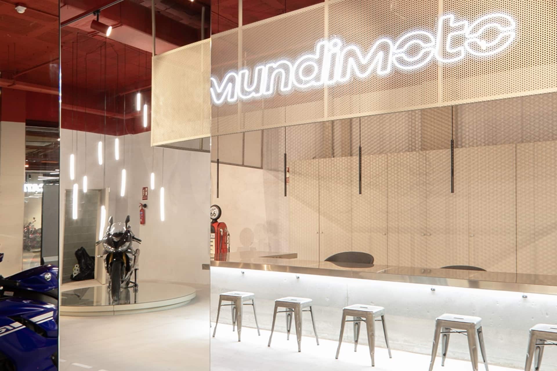Mundimoto inaugura su nueva tienda en el espacio comercial y de ocio X-Madrid