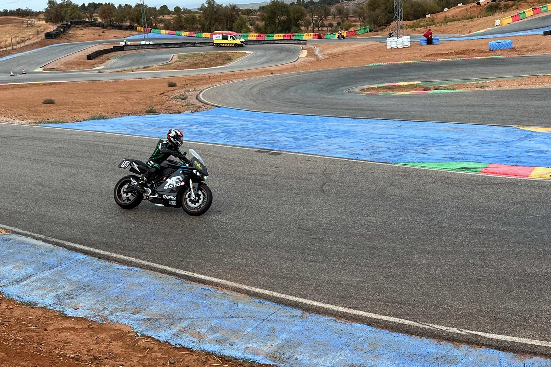Zero se impone en la primera edición de las 3 Horas de Resistencia de Motos Eléctricas