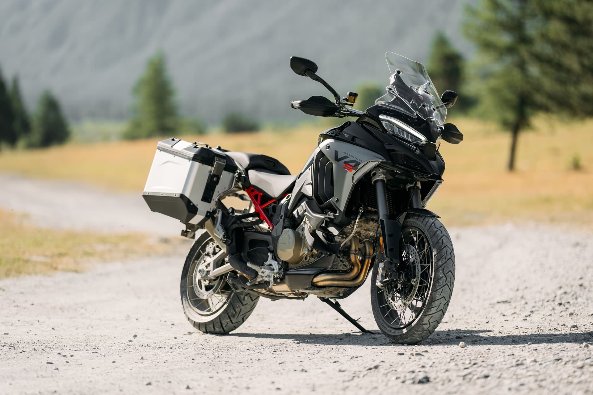 Ducati Multistrada V4 2025
