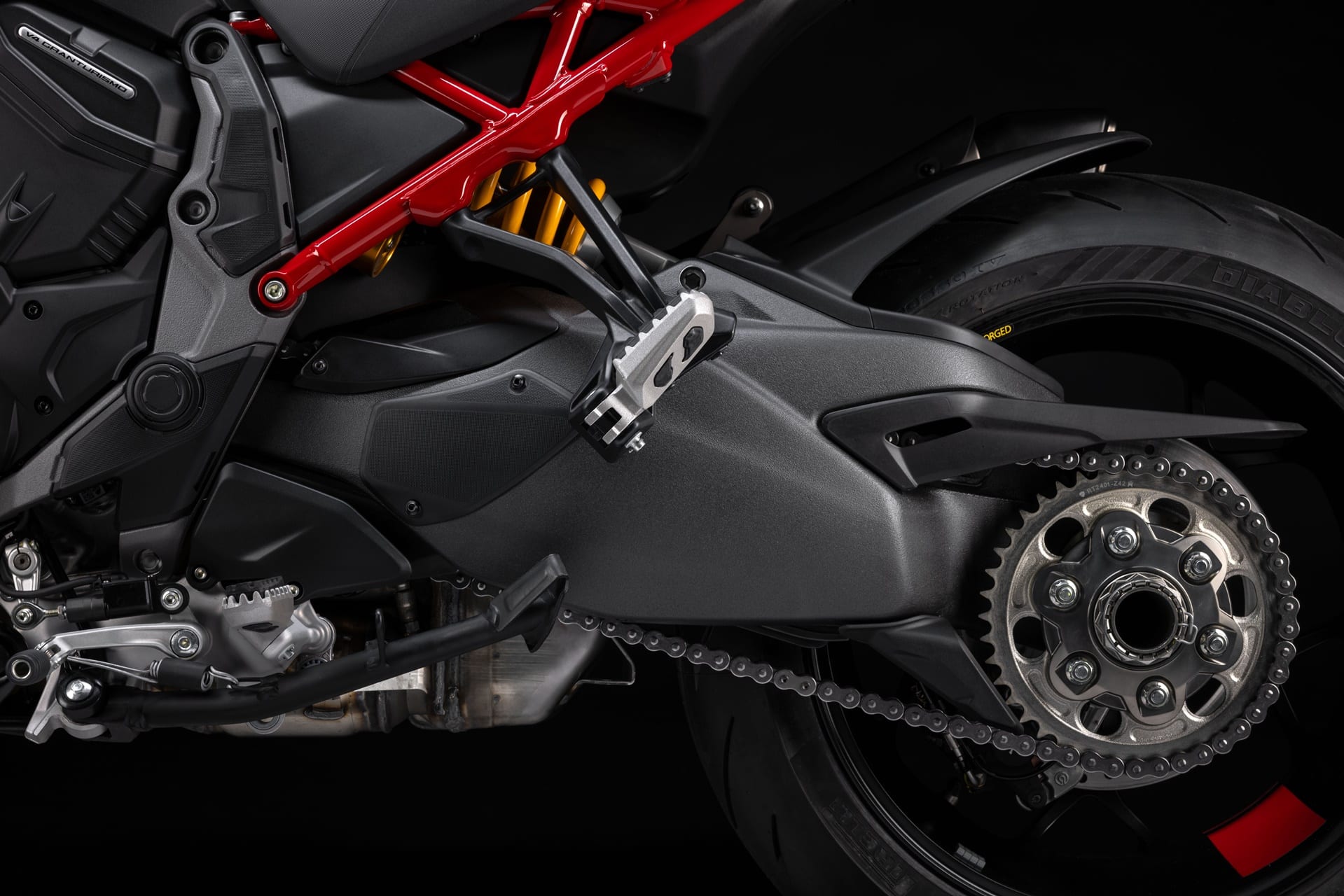 Ducati Multistrada V4 2025