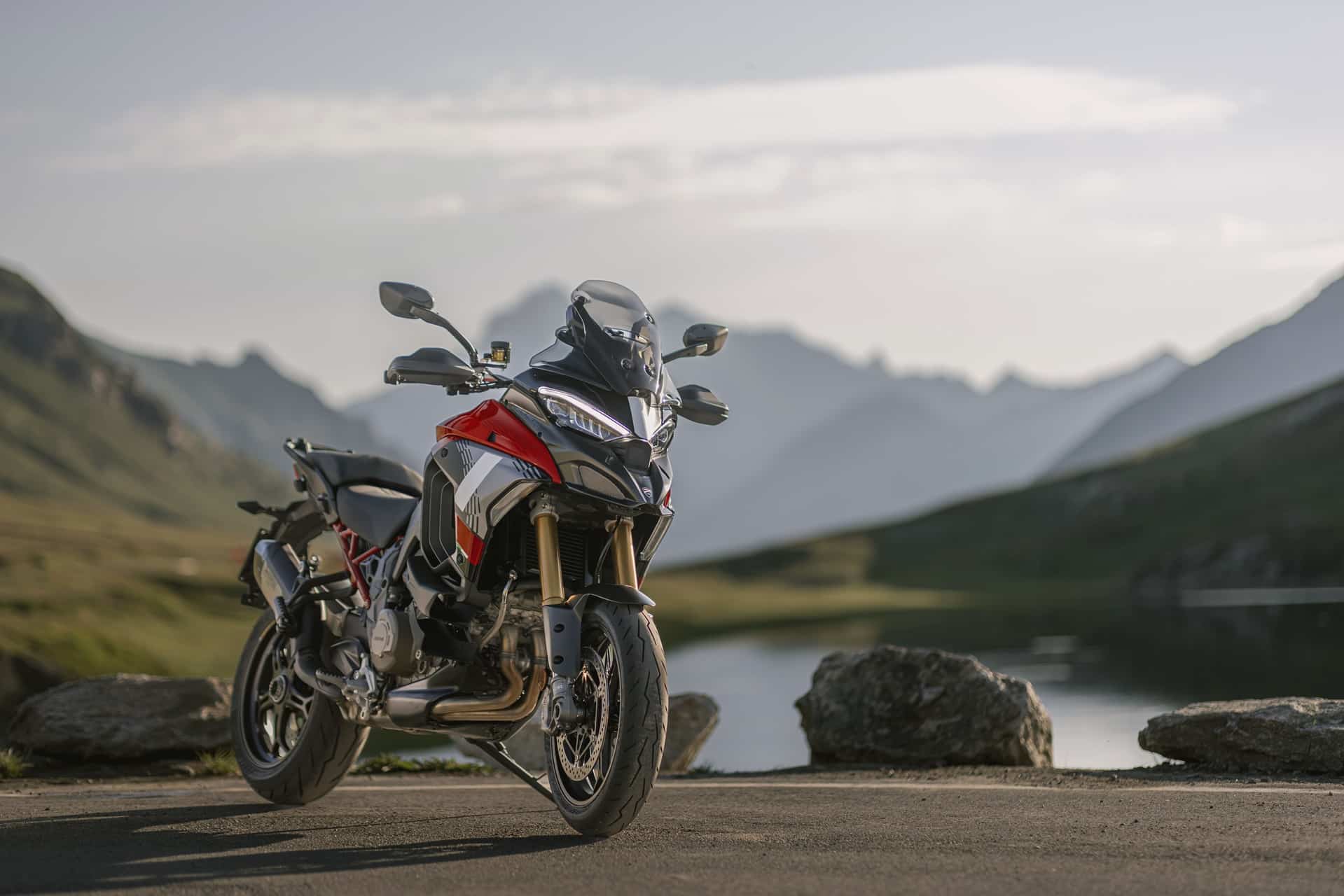 Ducati Multistrada V4 2025