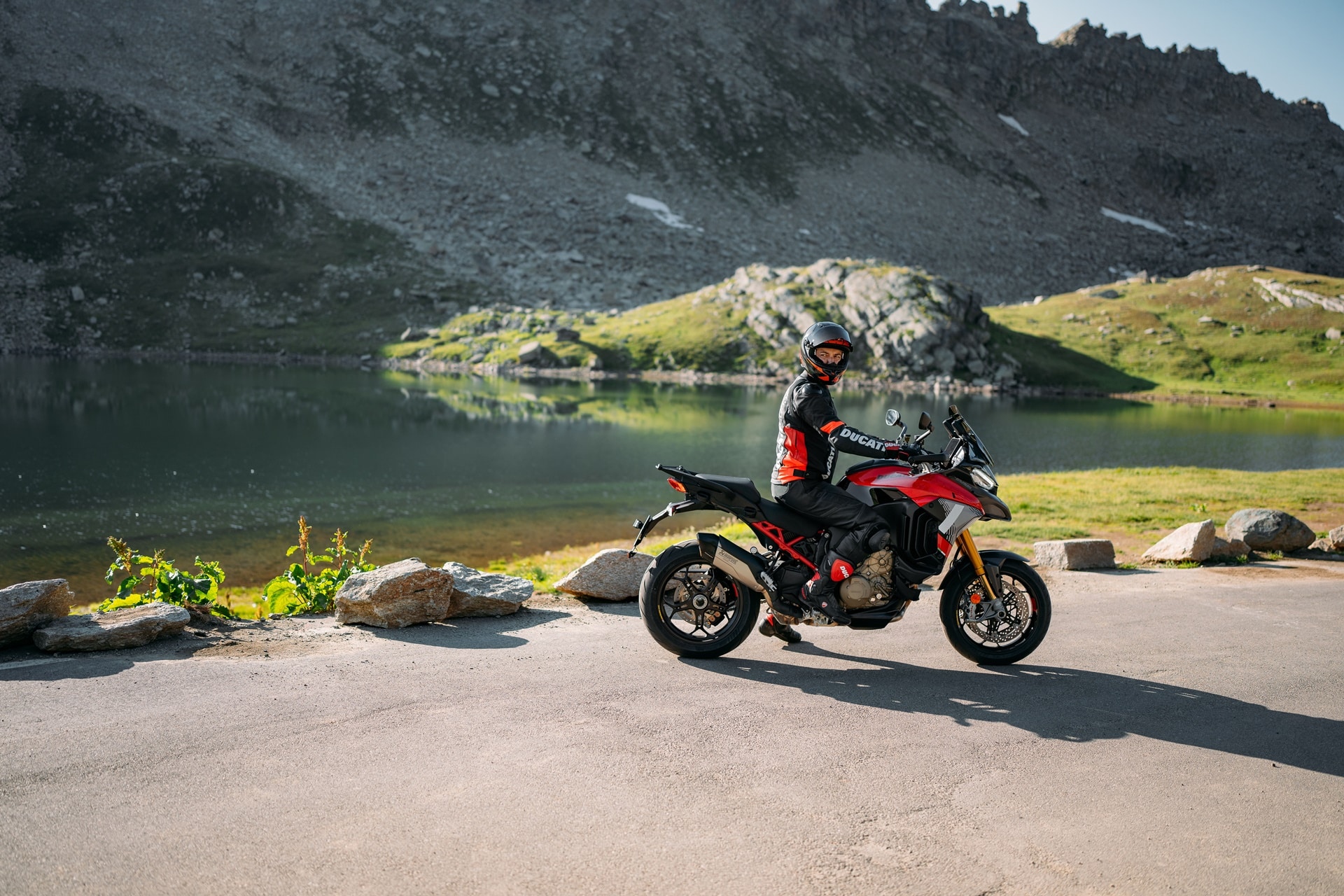 Ducati Multistrada V4 2025