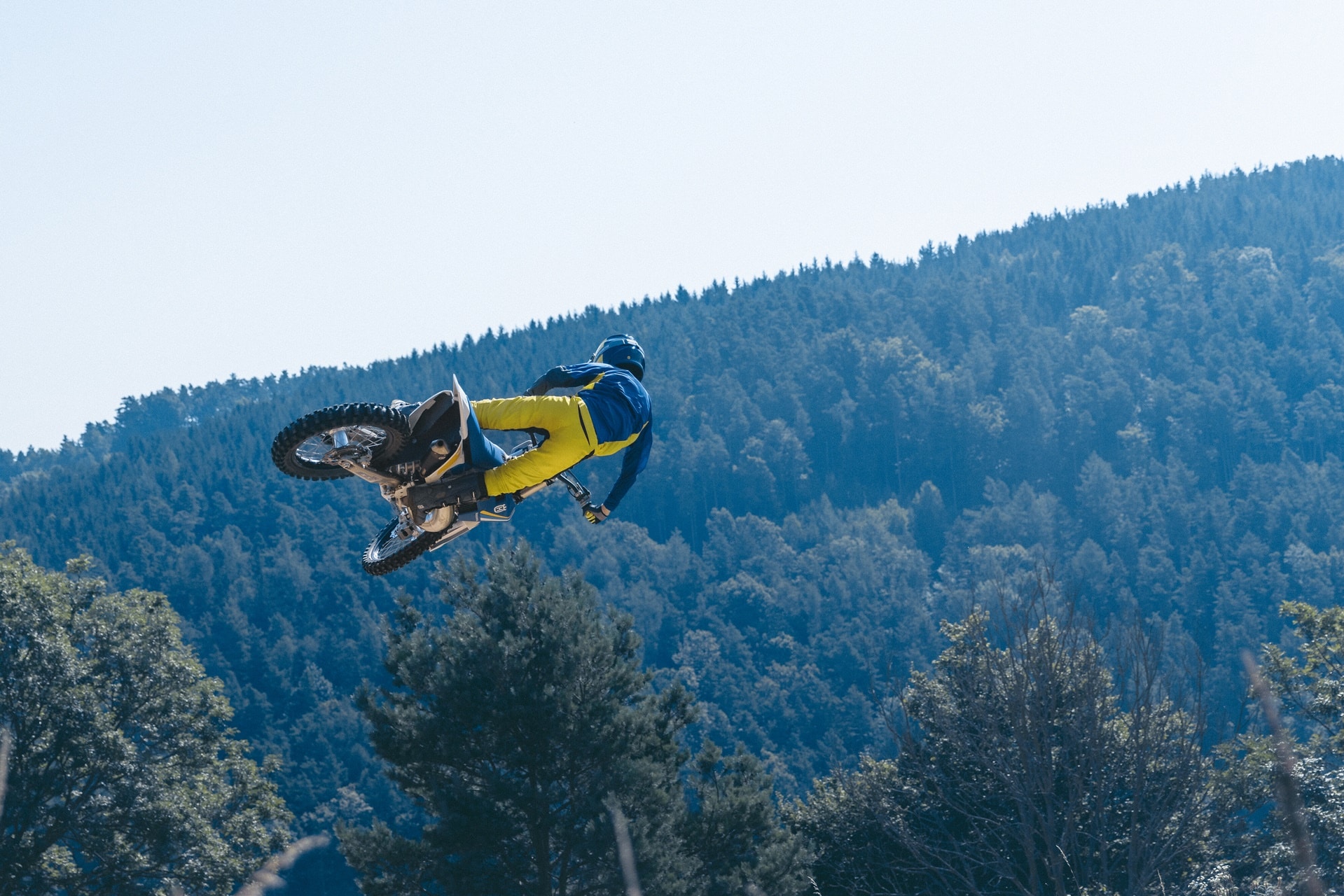 Gama Husqvarna Heritage 2025