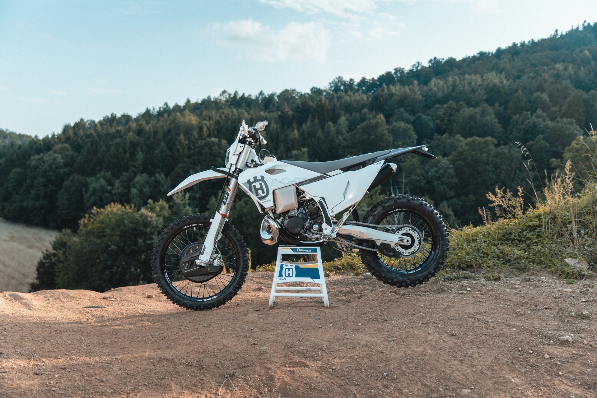 Husqvarna presenta su nueva gama de modelos Pro Enduro 2025