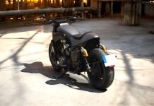 Yamaha VMax Neoracer: La "Macho-Bike" total vestida con el ingenio de LDK