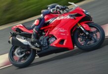 TVS lanza oficialmente la Apache RR 310 2025