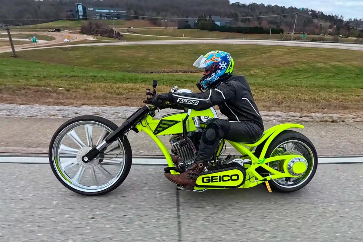 Todo empezó cuando probaron una moto de OCC