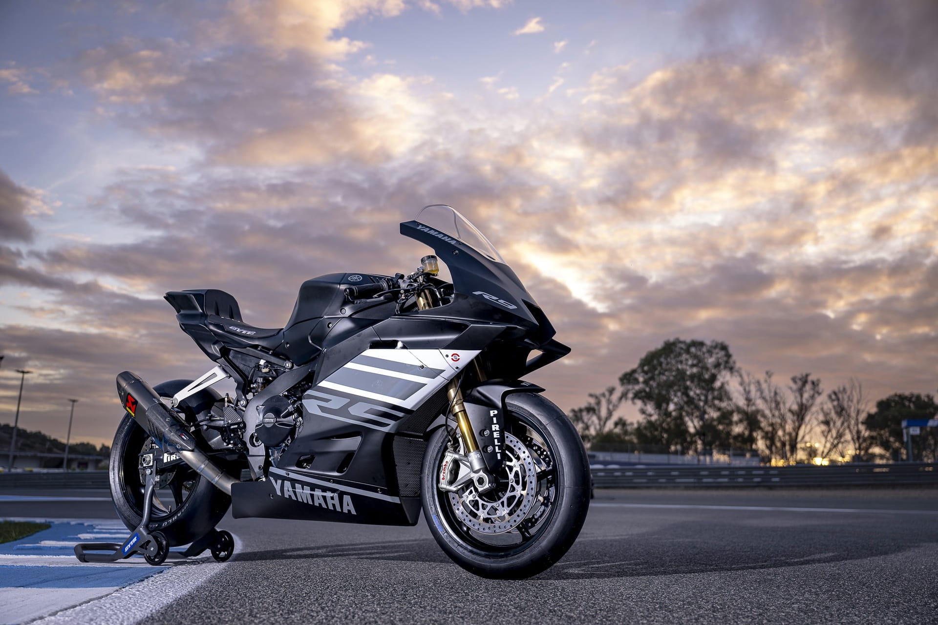 Yamaha R9 WorldSSP 2025