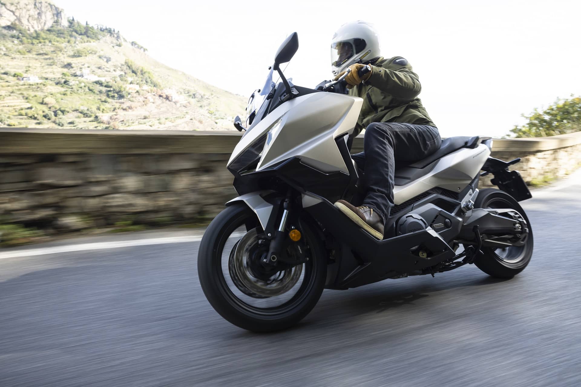 Prueba Honda Forza 750 2025