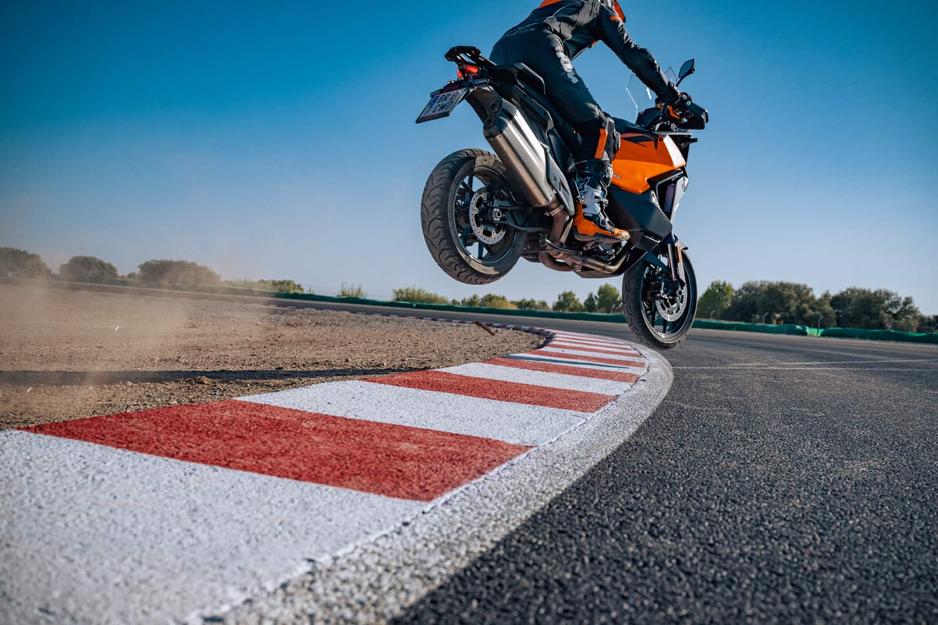 KTM 1390 Super Adventure S EVO 2025