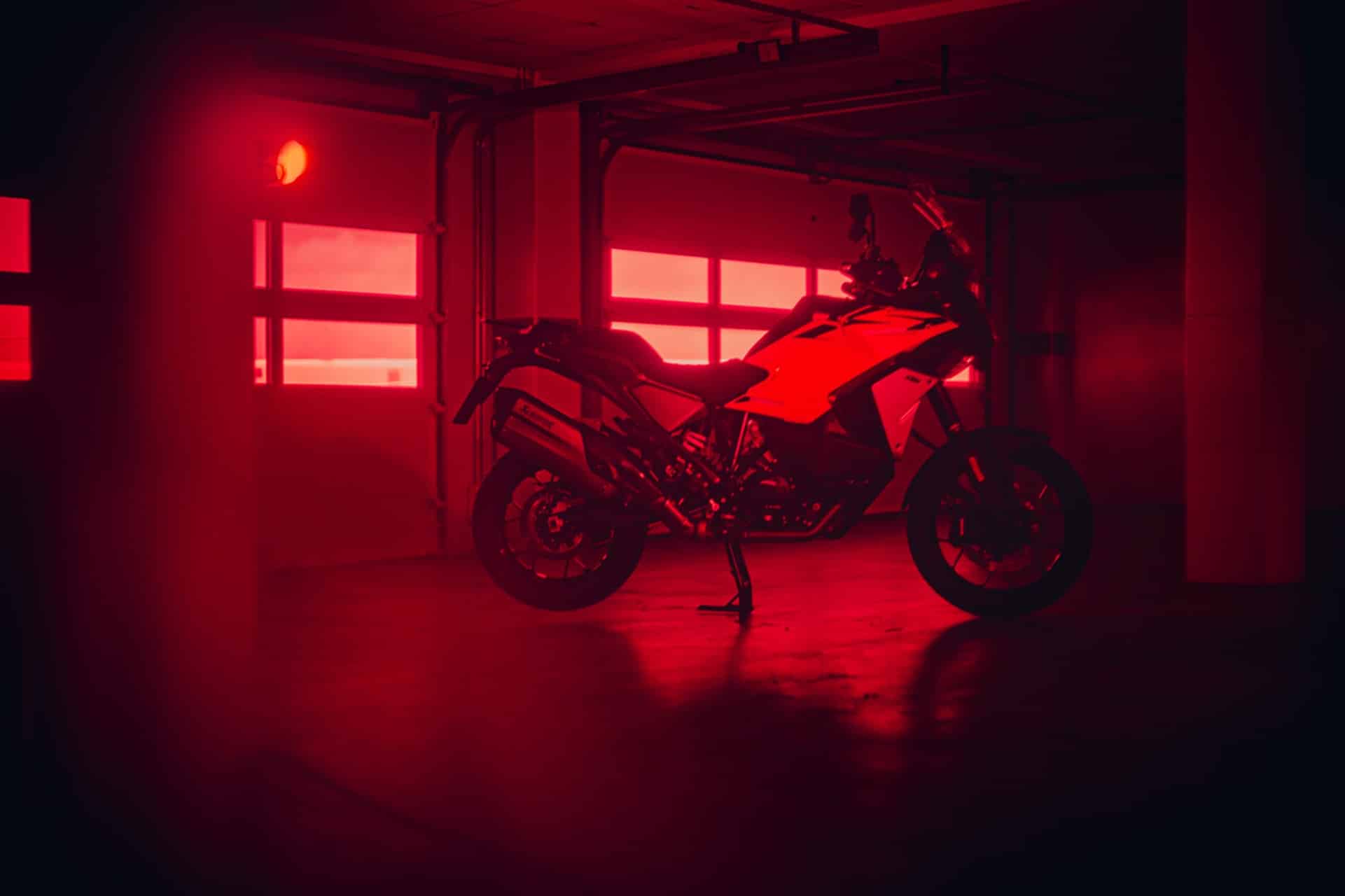 KTM 1390 Super Adventure S EVO 2025