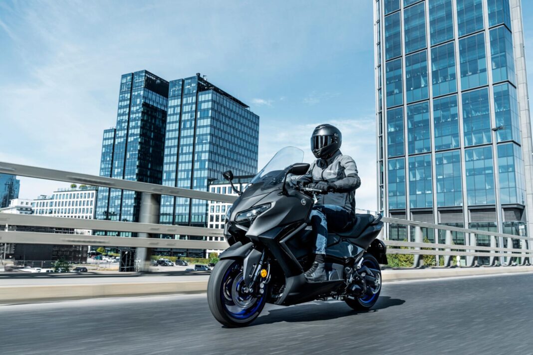 Yamaha TMAX 2025 y TMAX Tech MAX 2025