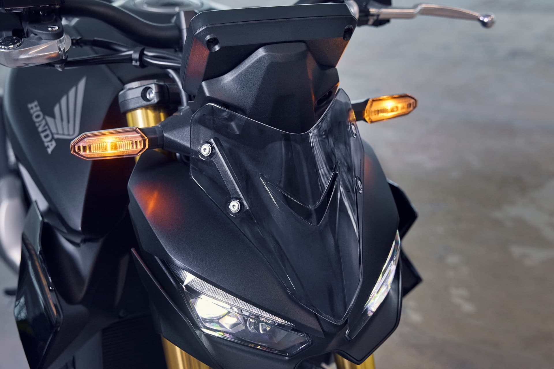 Honda lanza finalmente su nueva CB1000 Hornet 2025, acompañada de una excitante versión SP