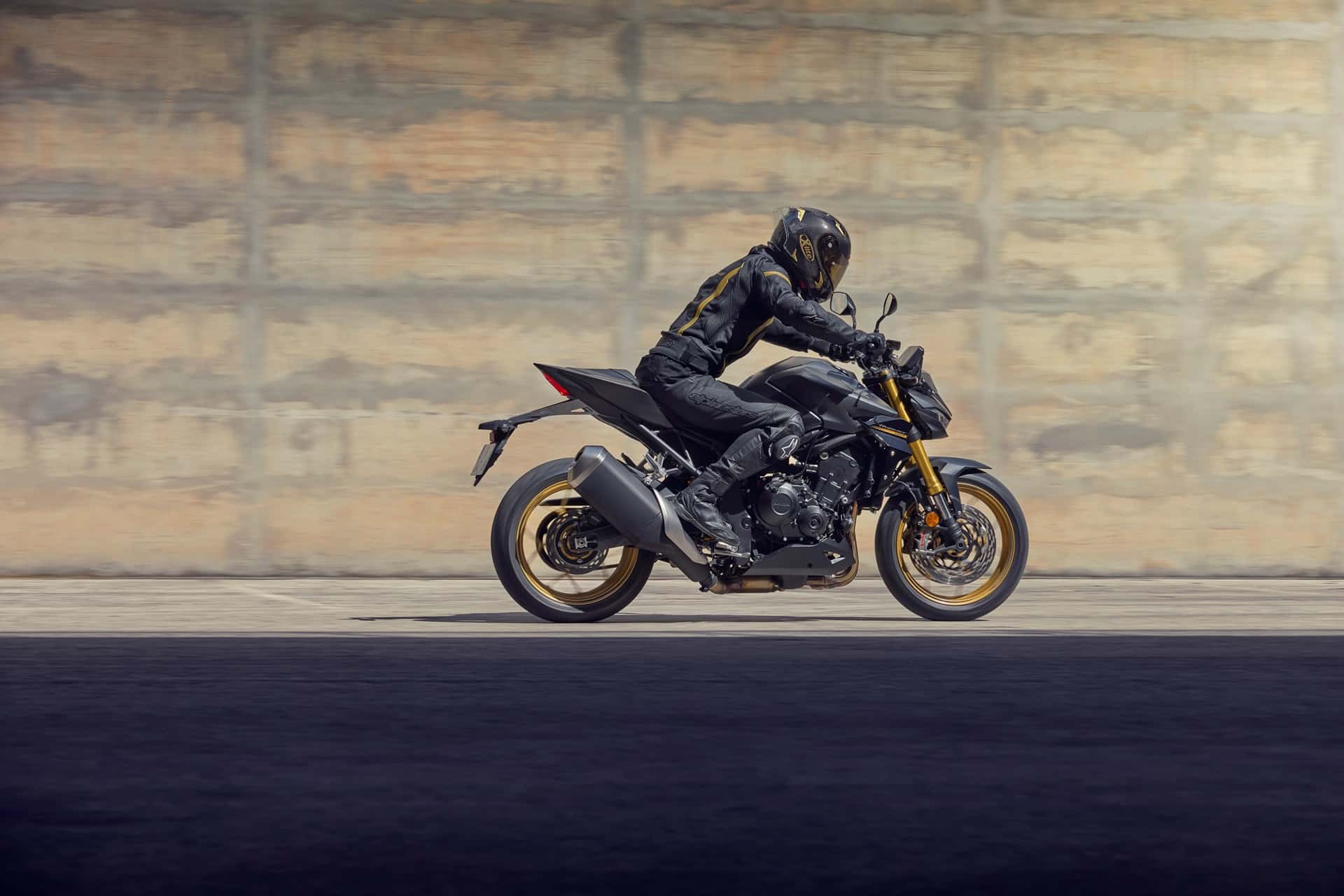 Honda lanza finalmente su nueva CB1000 Hornet 2025, acompañada de una excitante versión SP