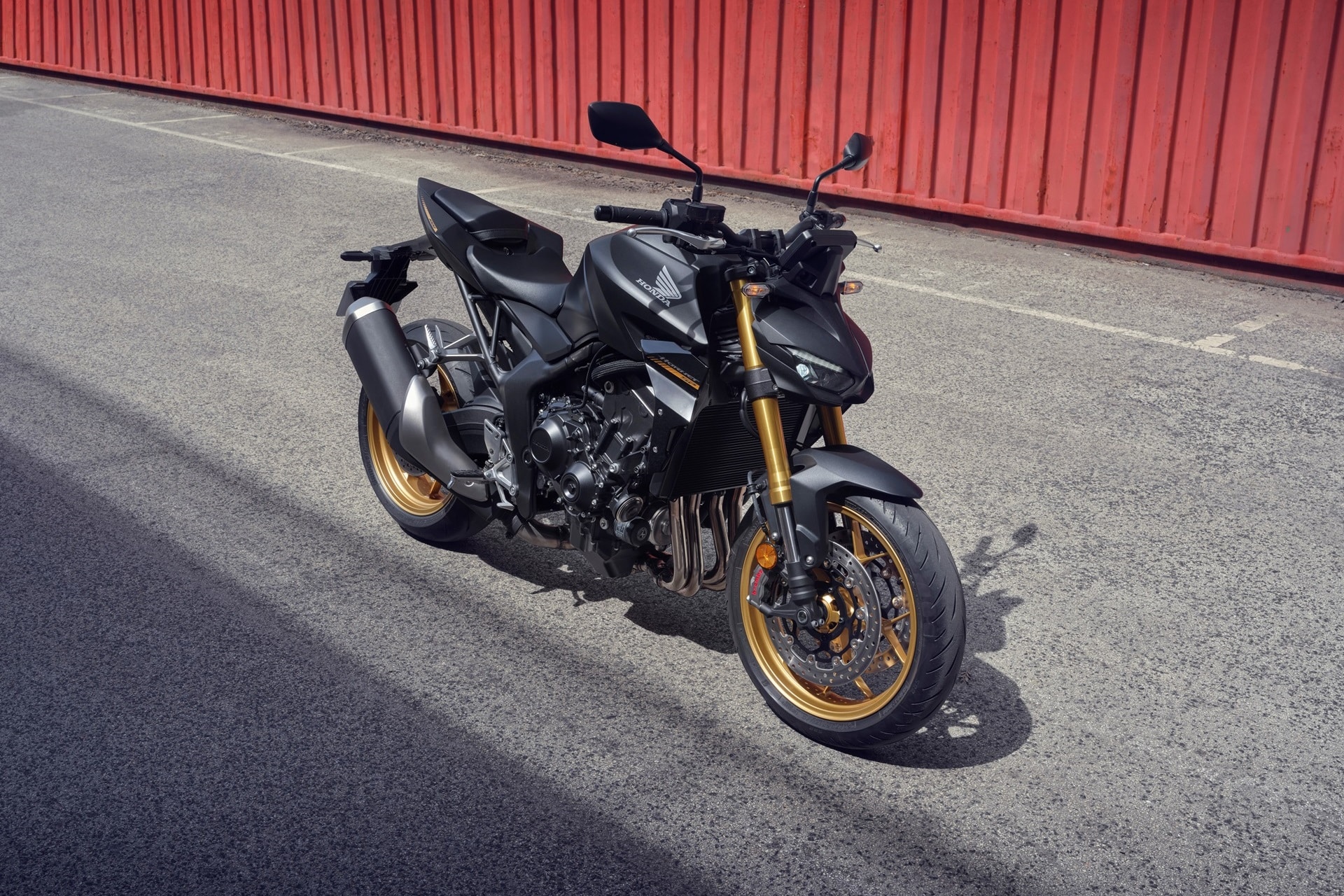 Honda lanza finalmente su nueva CB1000 Hornet 2025, acompañada de una excitante versión SP