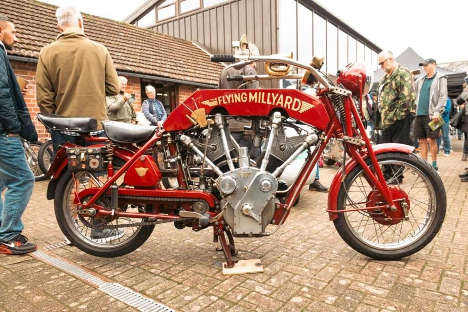 Allen Millyard nos deleita con su “The Flying Millyard”, una increíble preparación V-twin de 5.000 cc