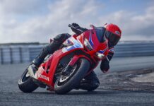 Honda CBR650R E-Clutch 2025