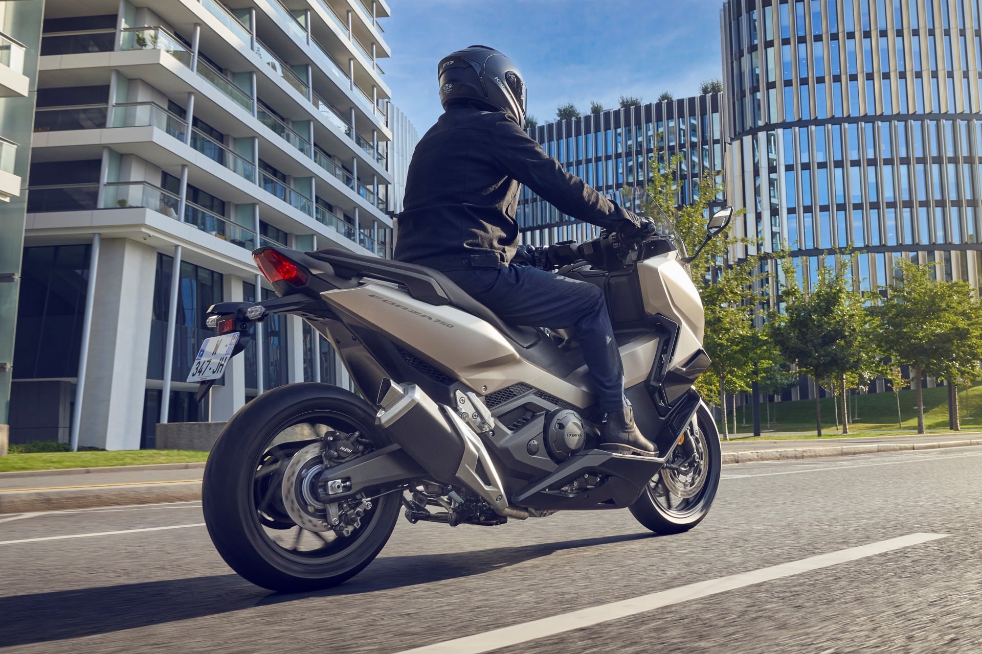 Honda Forza 750 2025