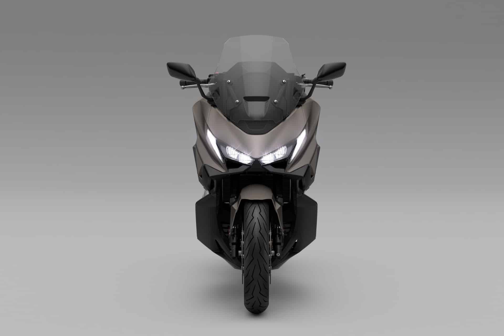Honda Forza 750 2025