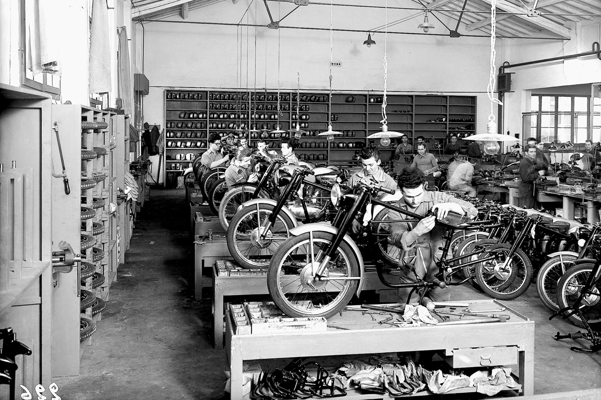 Equipo de diseño de Moto Morini: Tradición y elegancia y estilo al servicio de la pasión motera