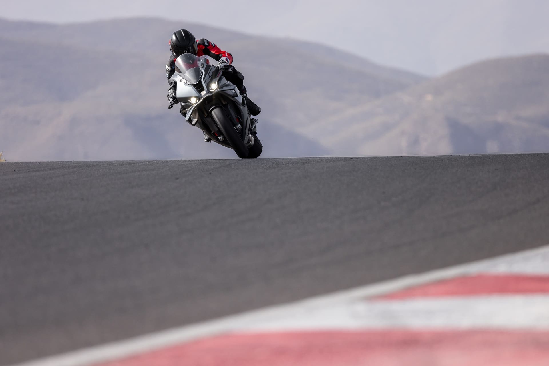 BMW S 1000 RR 2025