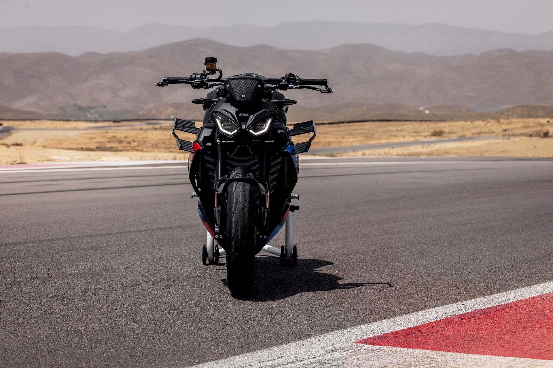 BMW M 1000 R 2025