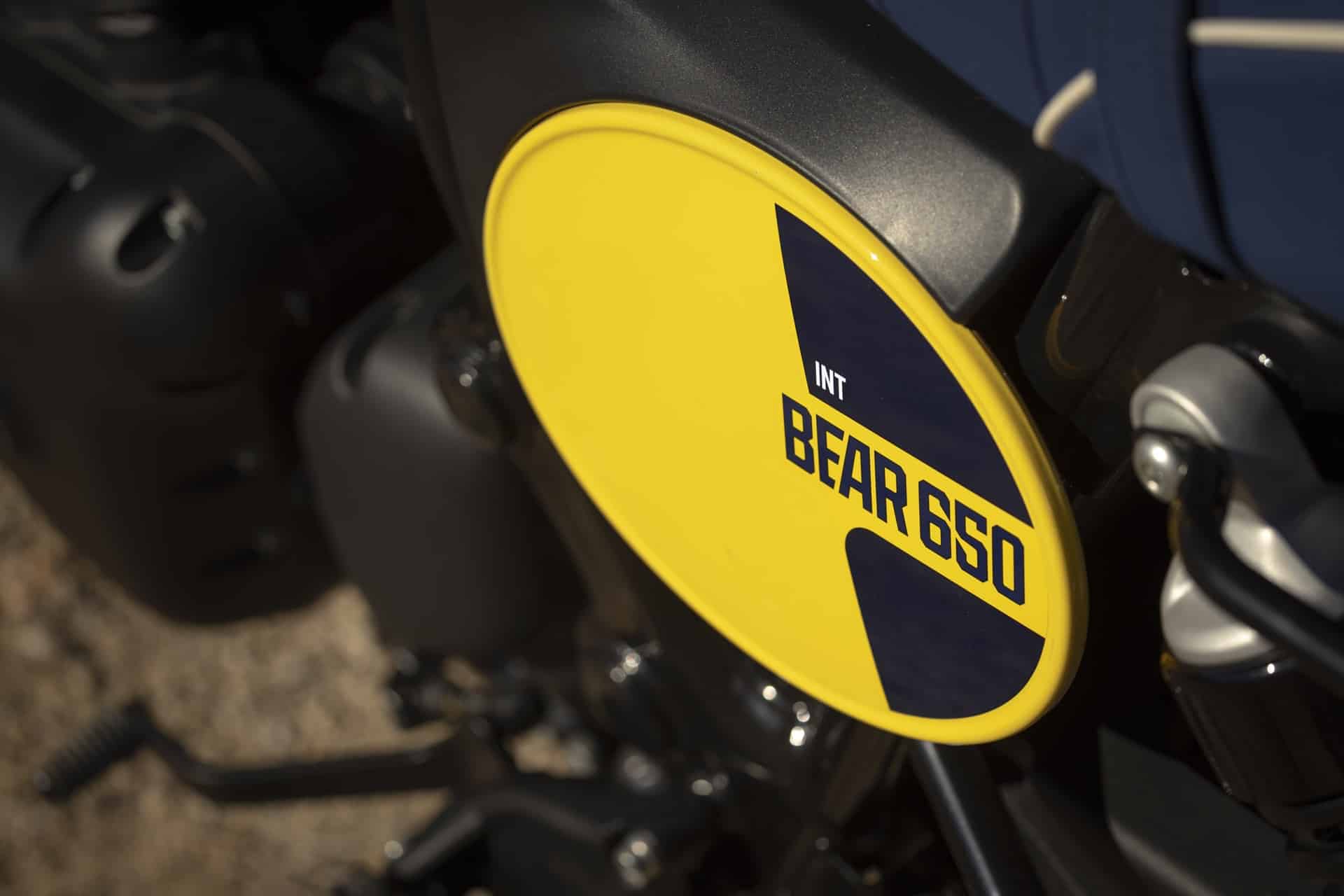 Royal Enfield Bear 650 2025