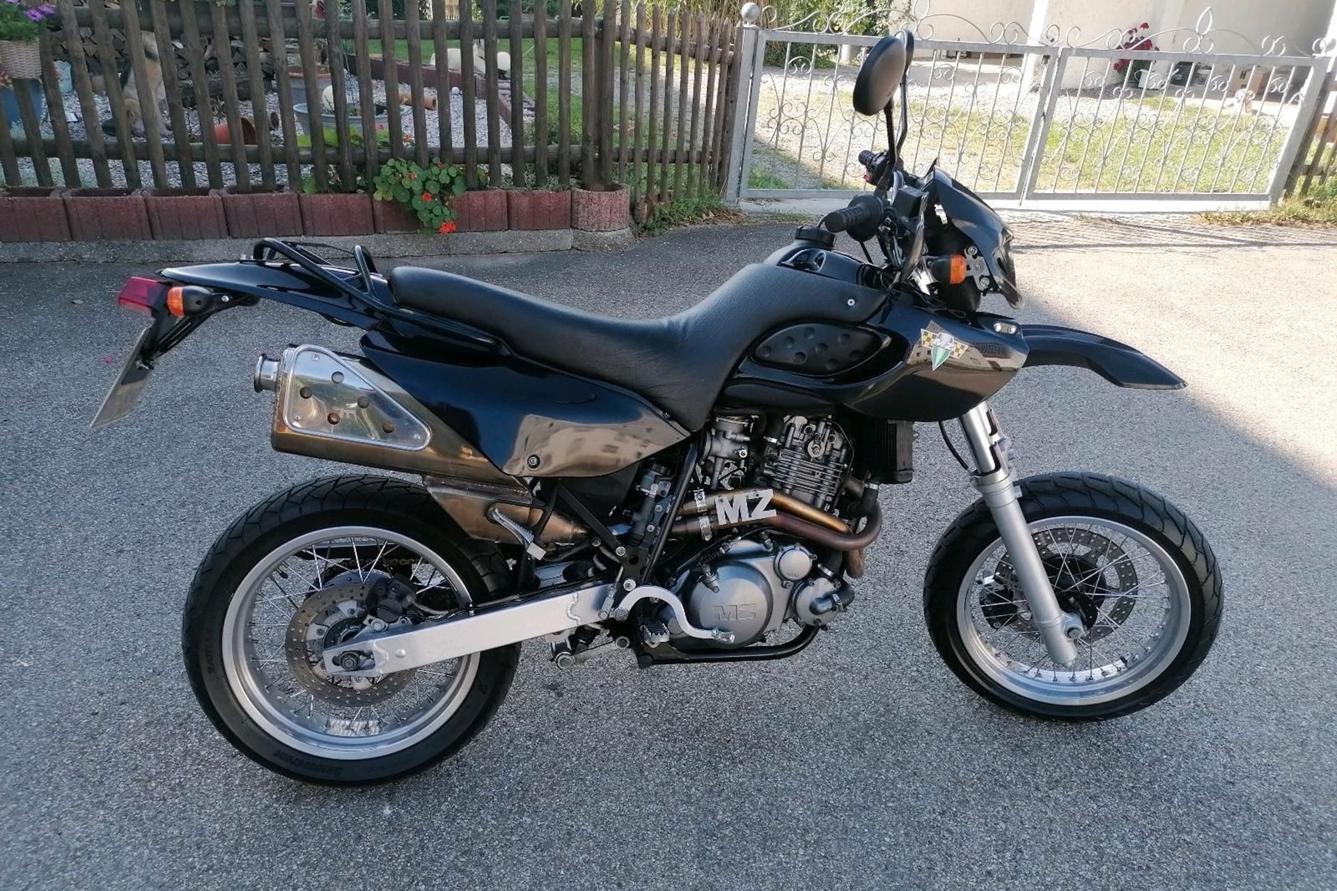 Muz Mastiff 660: Denostada simpleza bañada de insólito atractivo