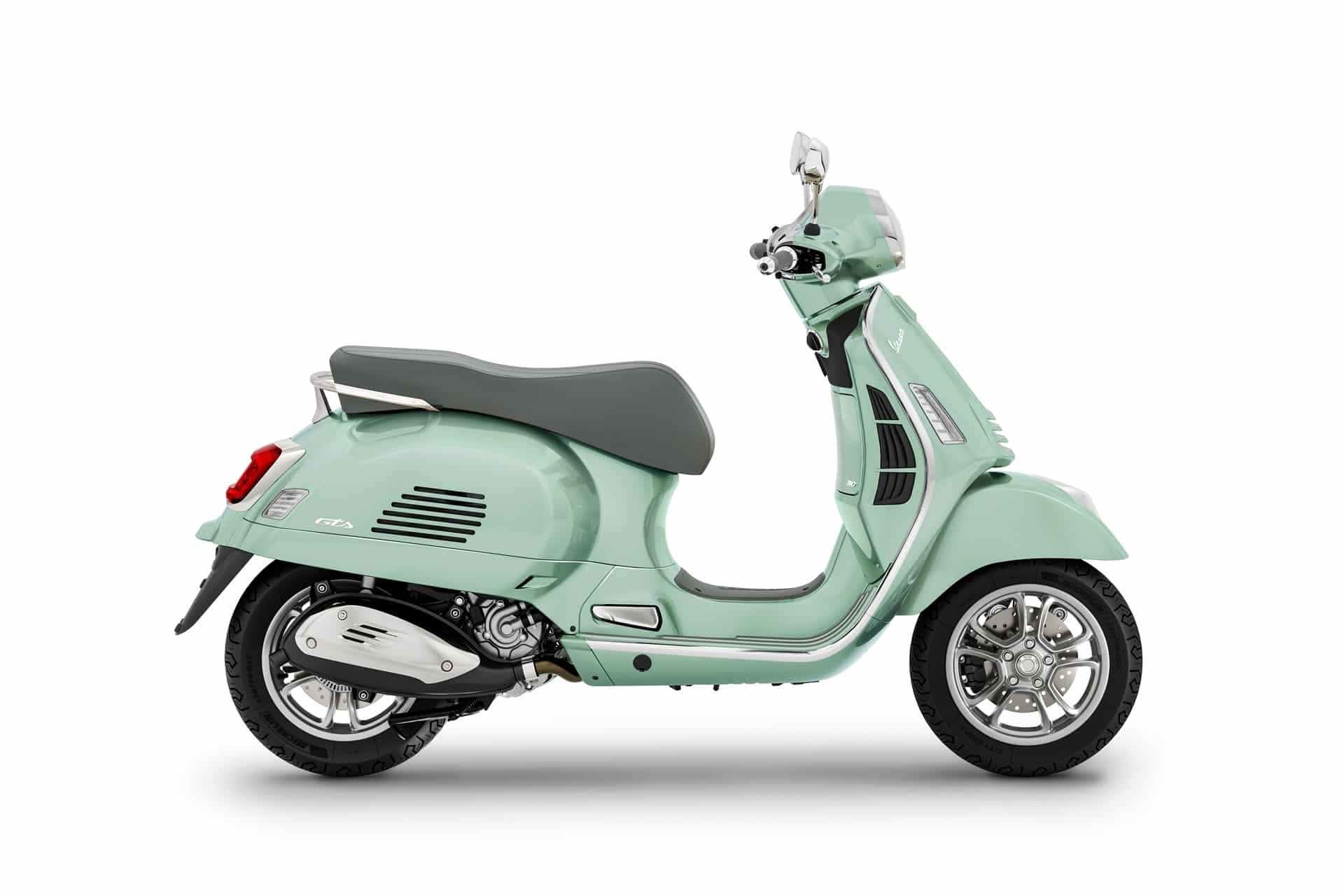 Vespa inicia mira hacia el 2025 con su nueva 310 GTS como buque insignia de la marca