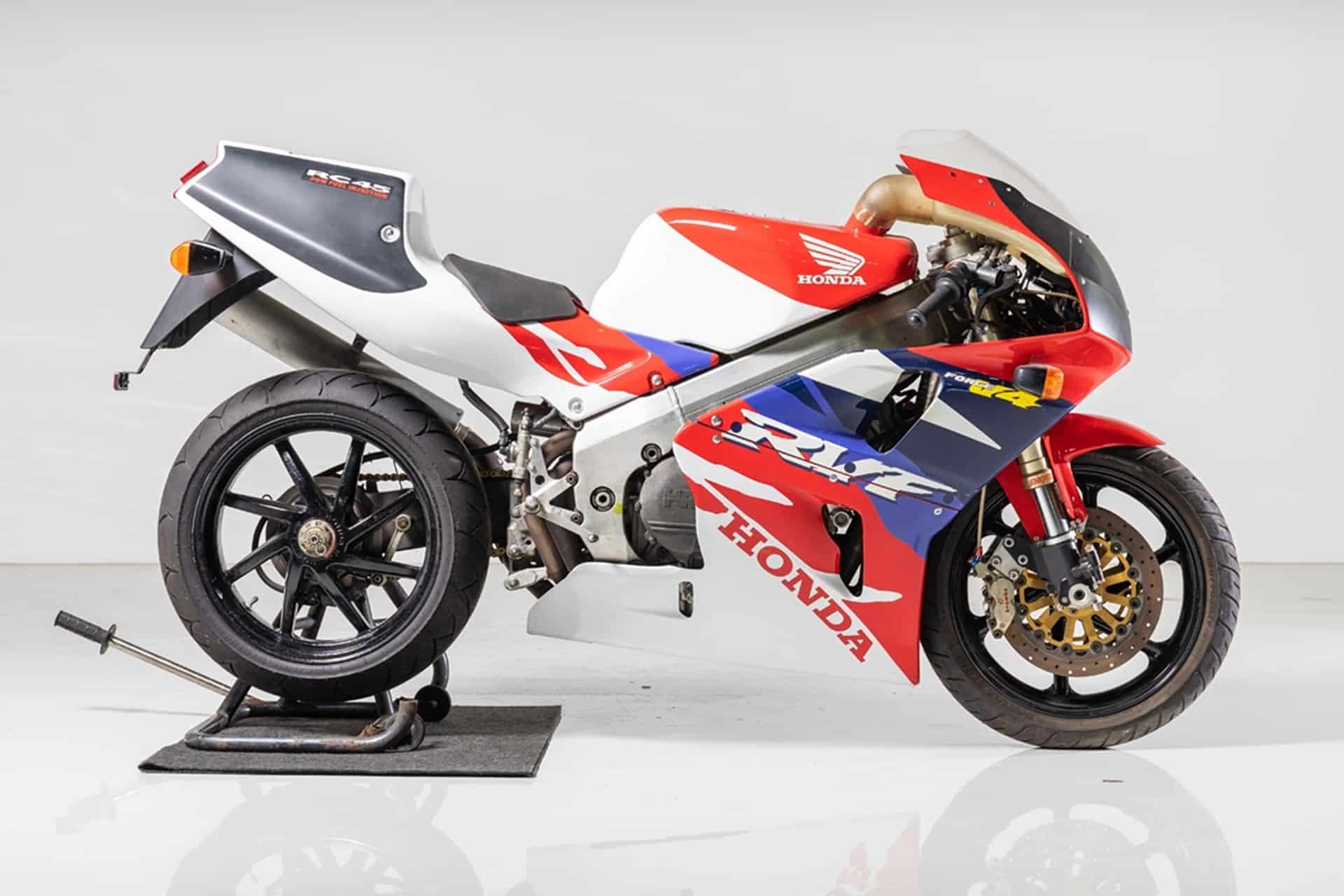 Especial Honda RVF750 RC45 30º Aniversario