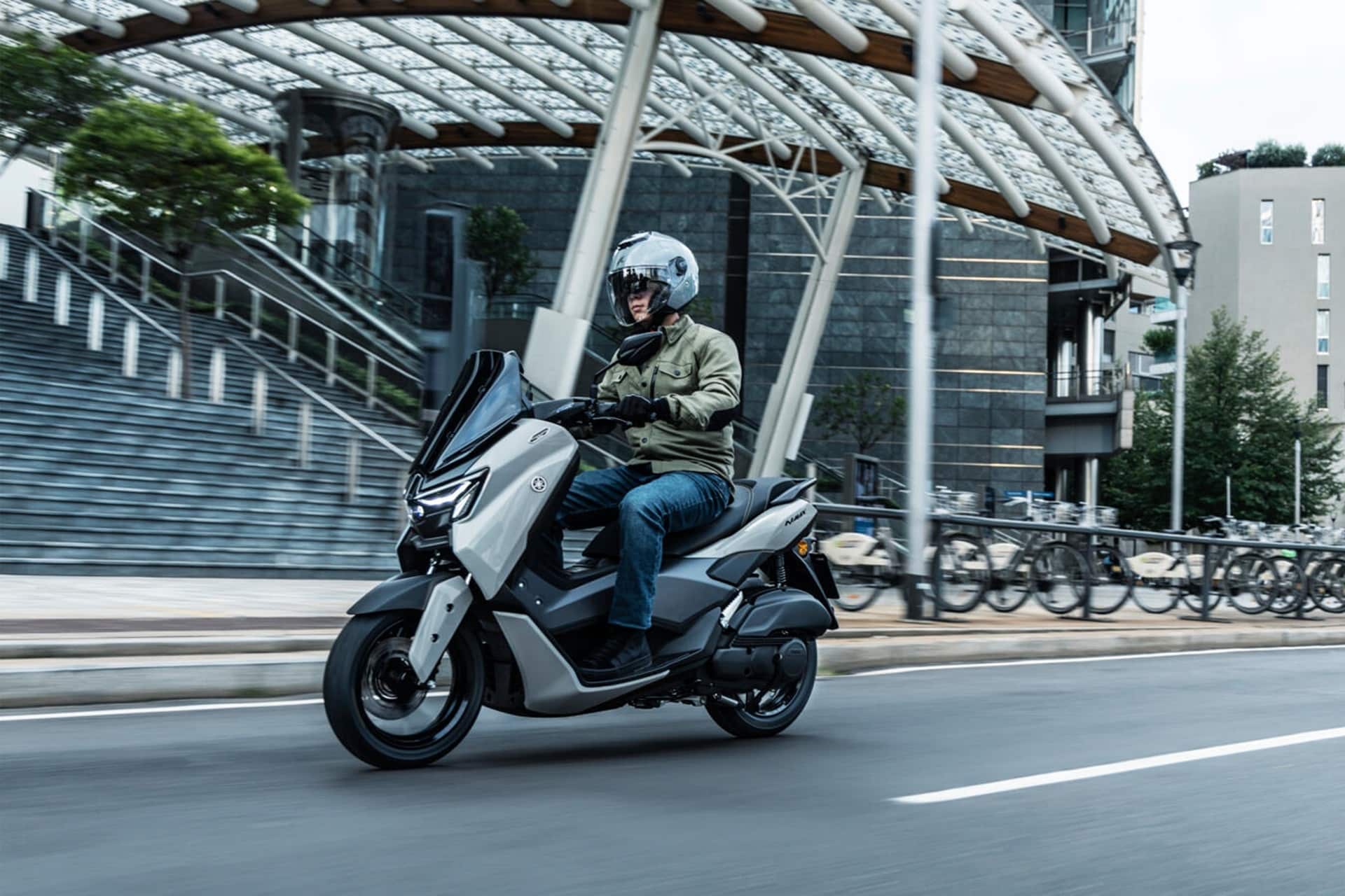 Yamaha presenta su nueva gama NMAX 125, una solvente combinación de estilo, practicidad y economía