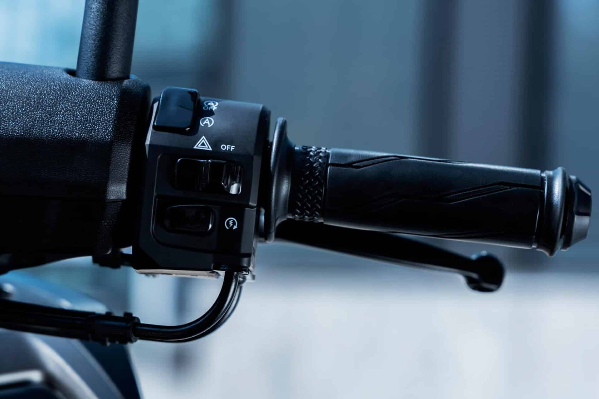 Yamaha presenta su nueva gama NMAX 125, una solvente combinación de estilo, practicidad y economía