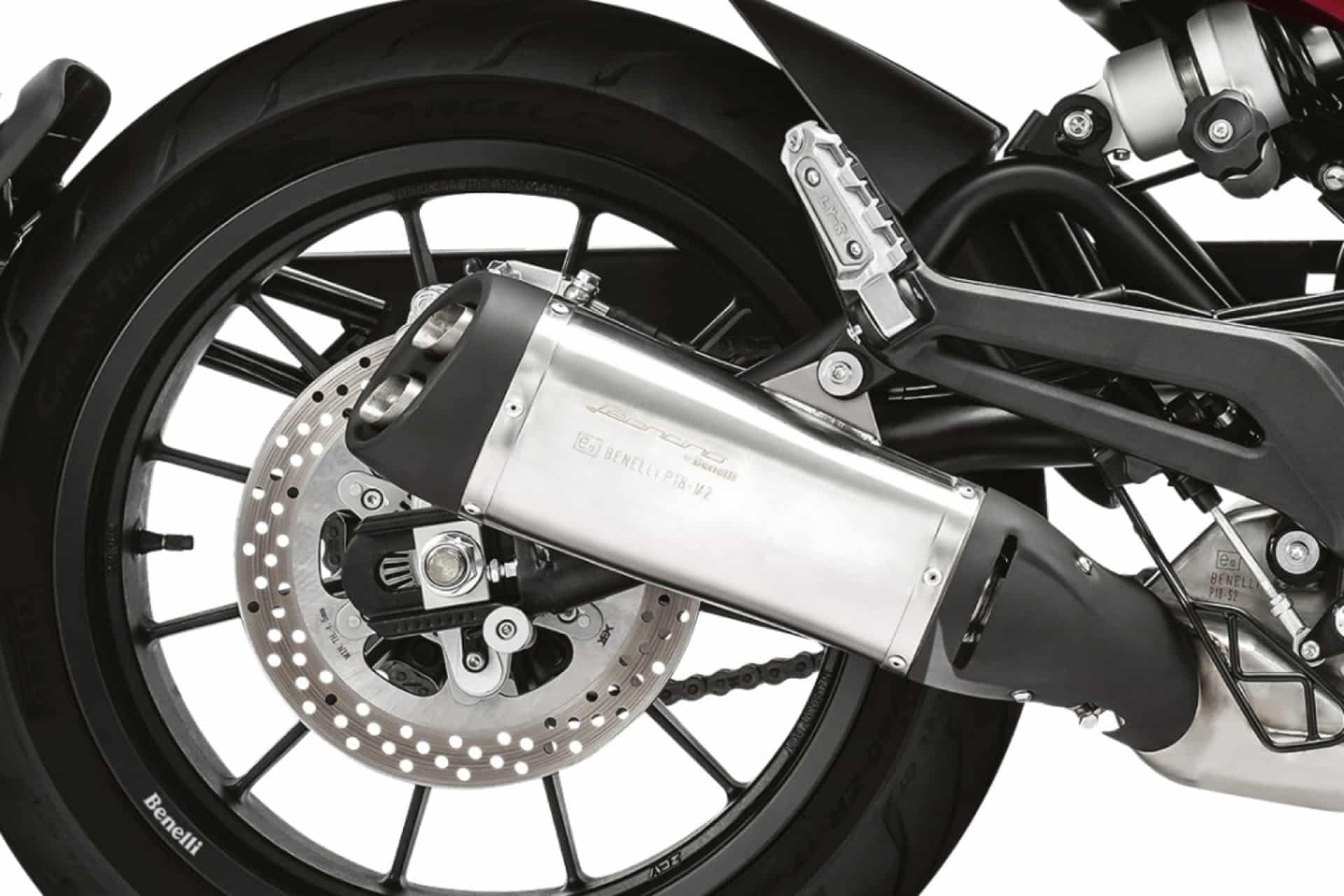 Bennelli lanza una promoción especial "Black Friday" para su gama Leoncino 500