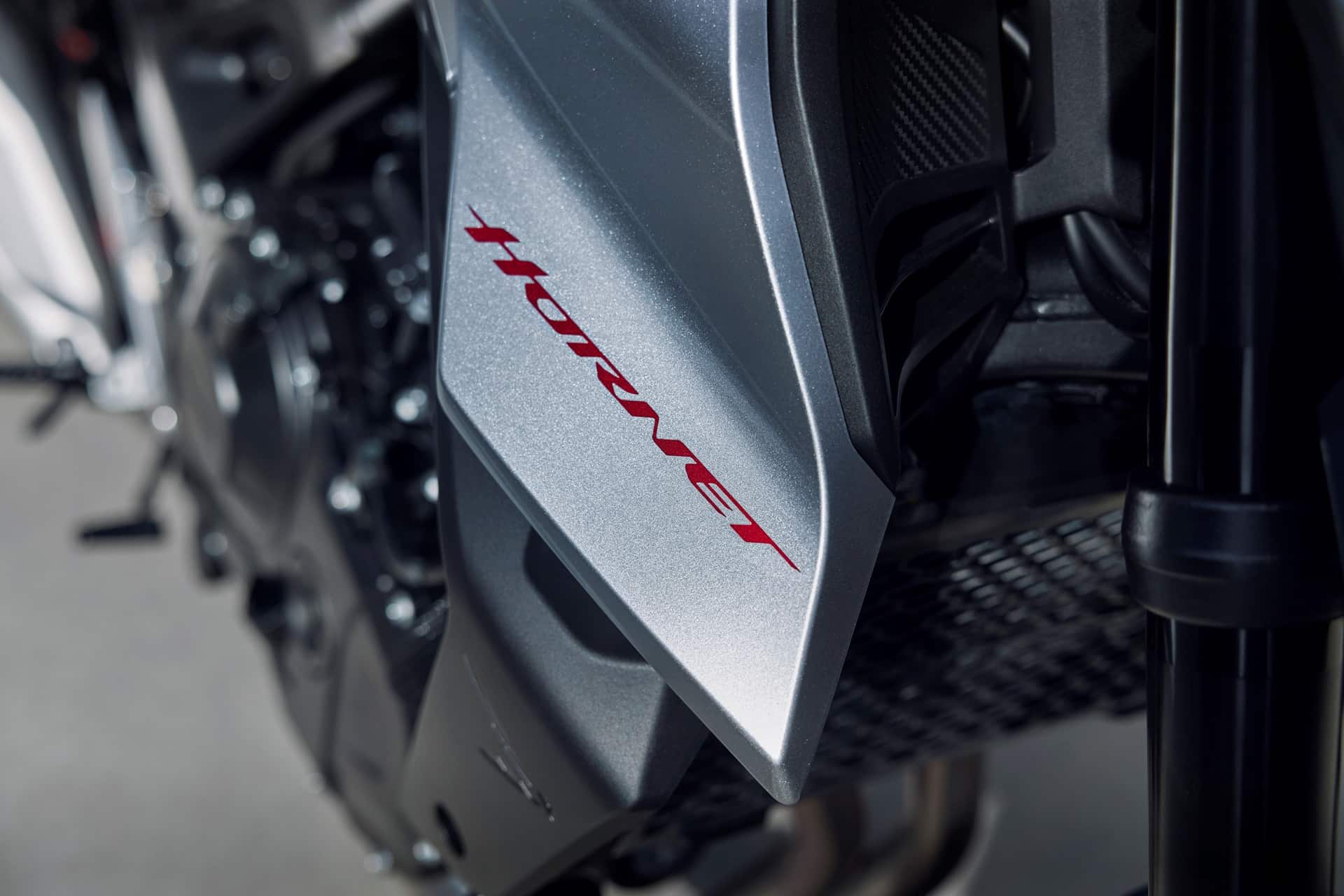 Honda CB750 Hornet 2025