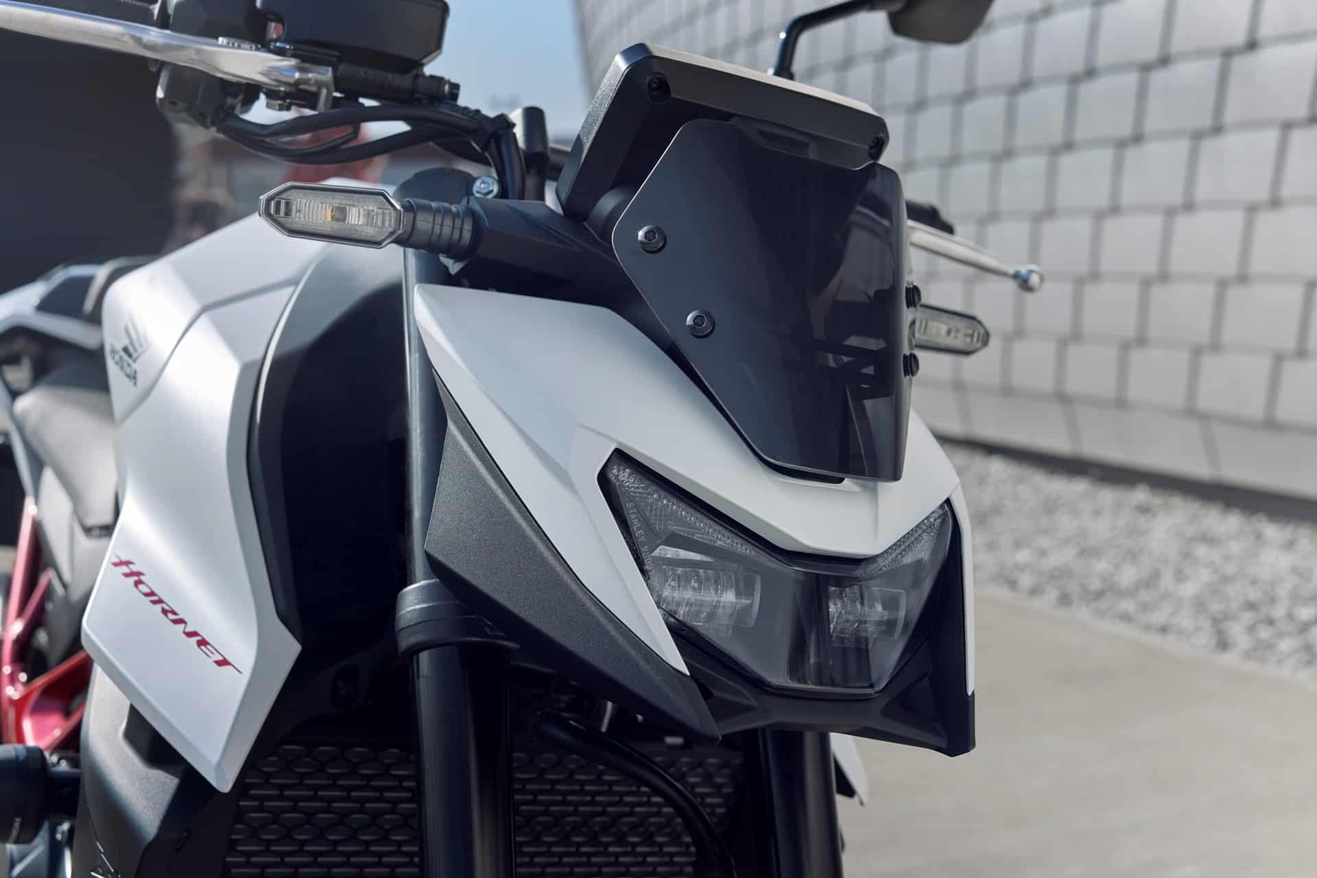 Honda CB750 Hornet 2025