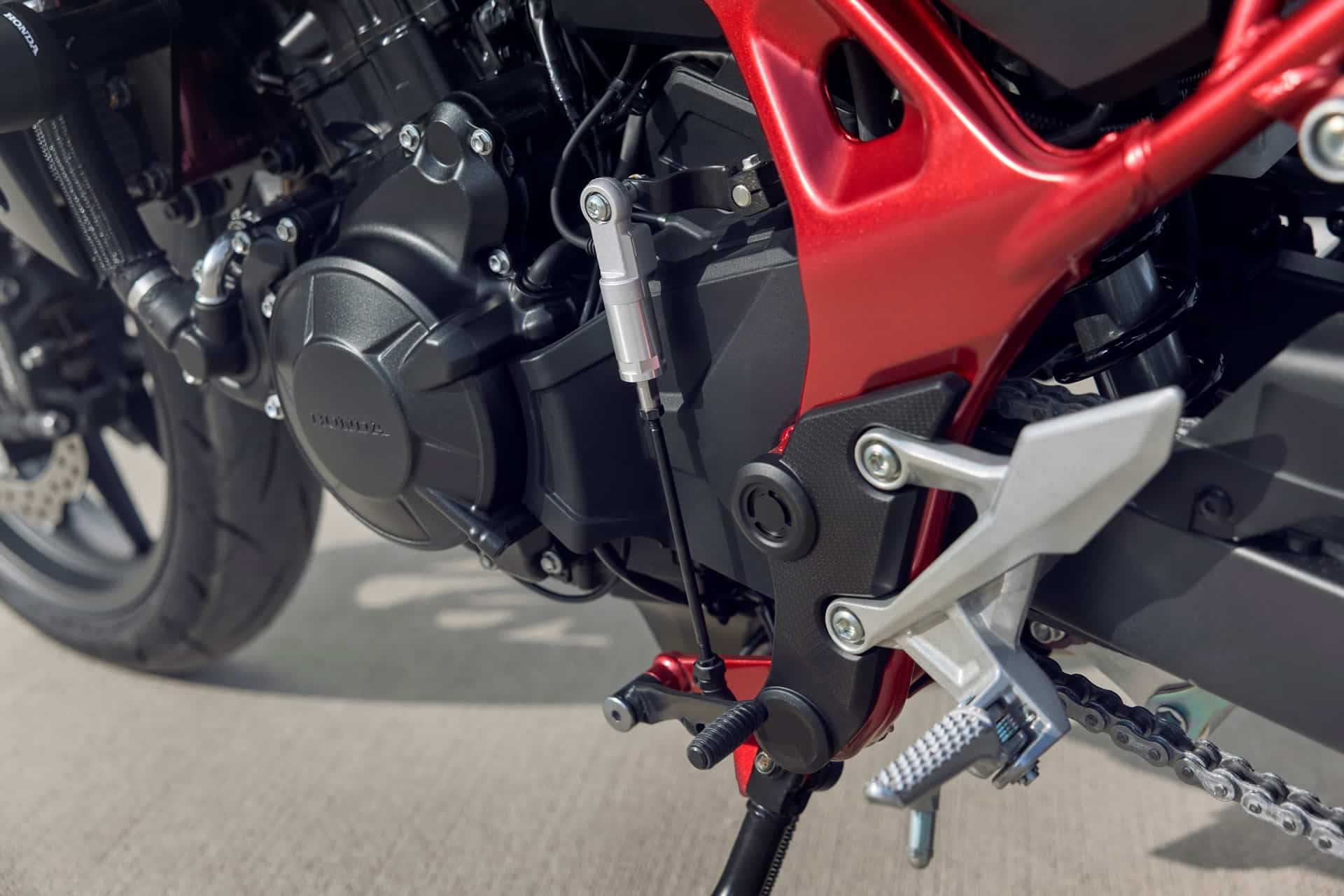 Honda CB750 Hornet 2025